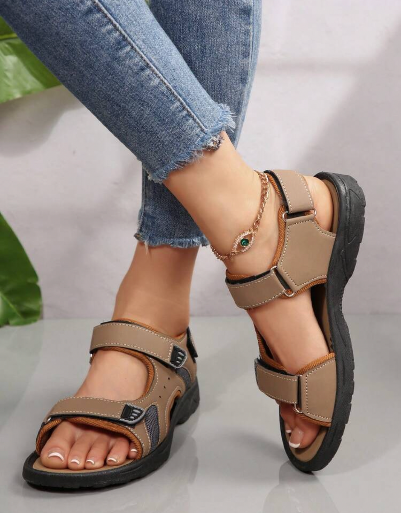 Sandalias casuales con cierre mágico