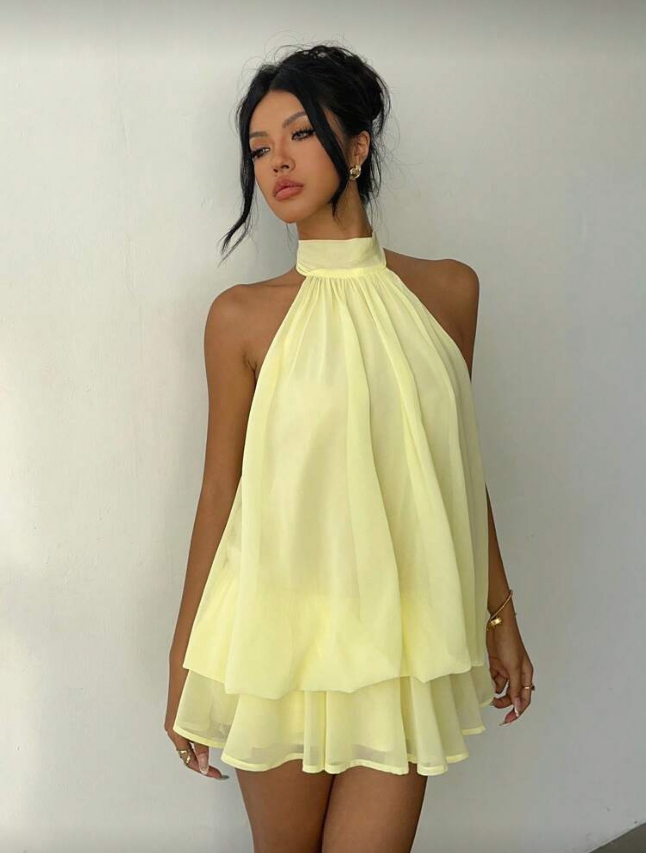 Vestido corto elegante