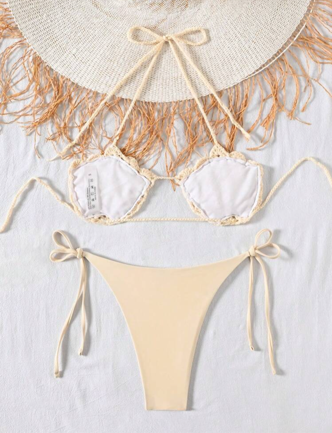 Bikini con parte superior tejida