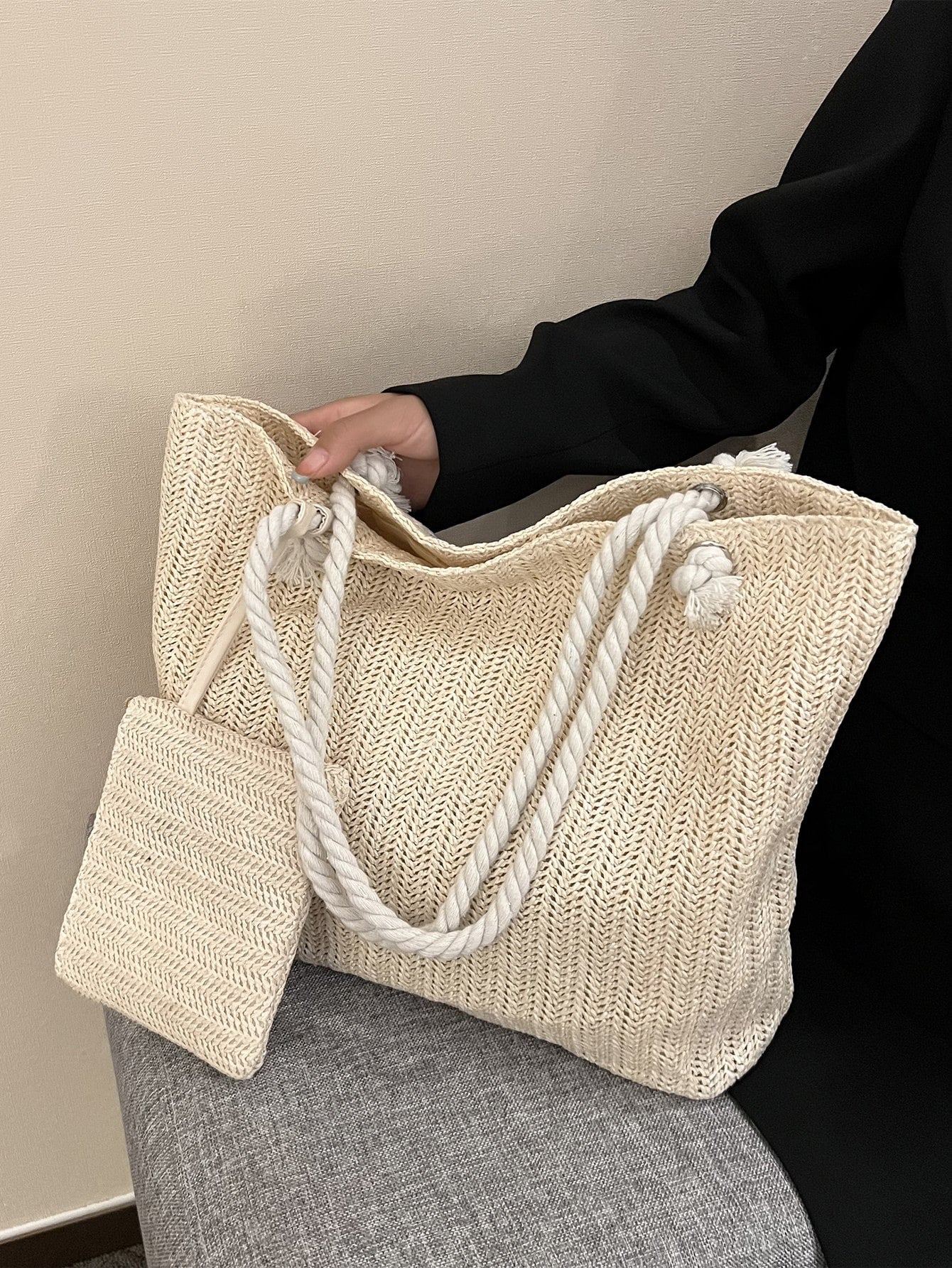 Bolso de paja con monedero