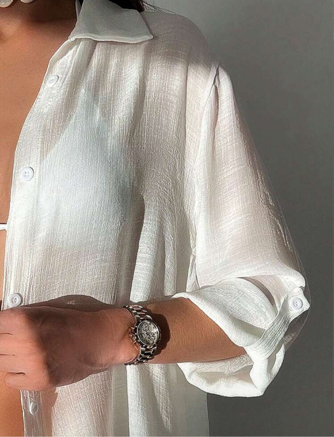 Camiseta transparente de botones