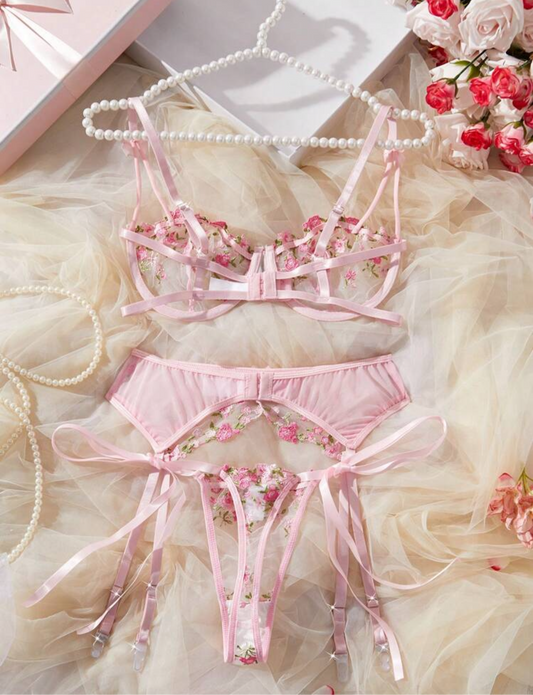 Lencería floreada de 3 piezas