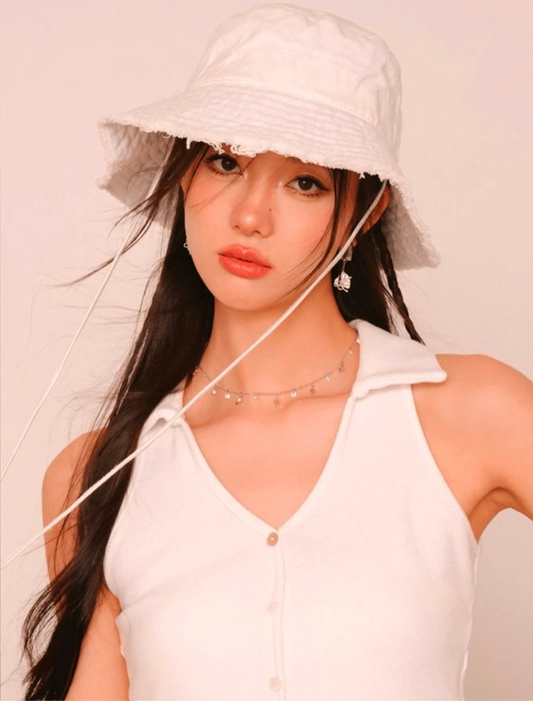 Sombrero deshilachado con tira ajustable