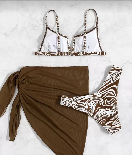 Conjunto bikini animal print con pareo