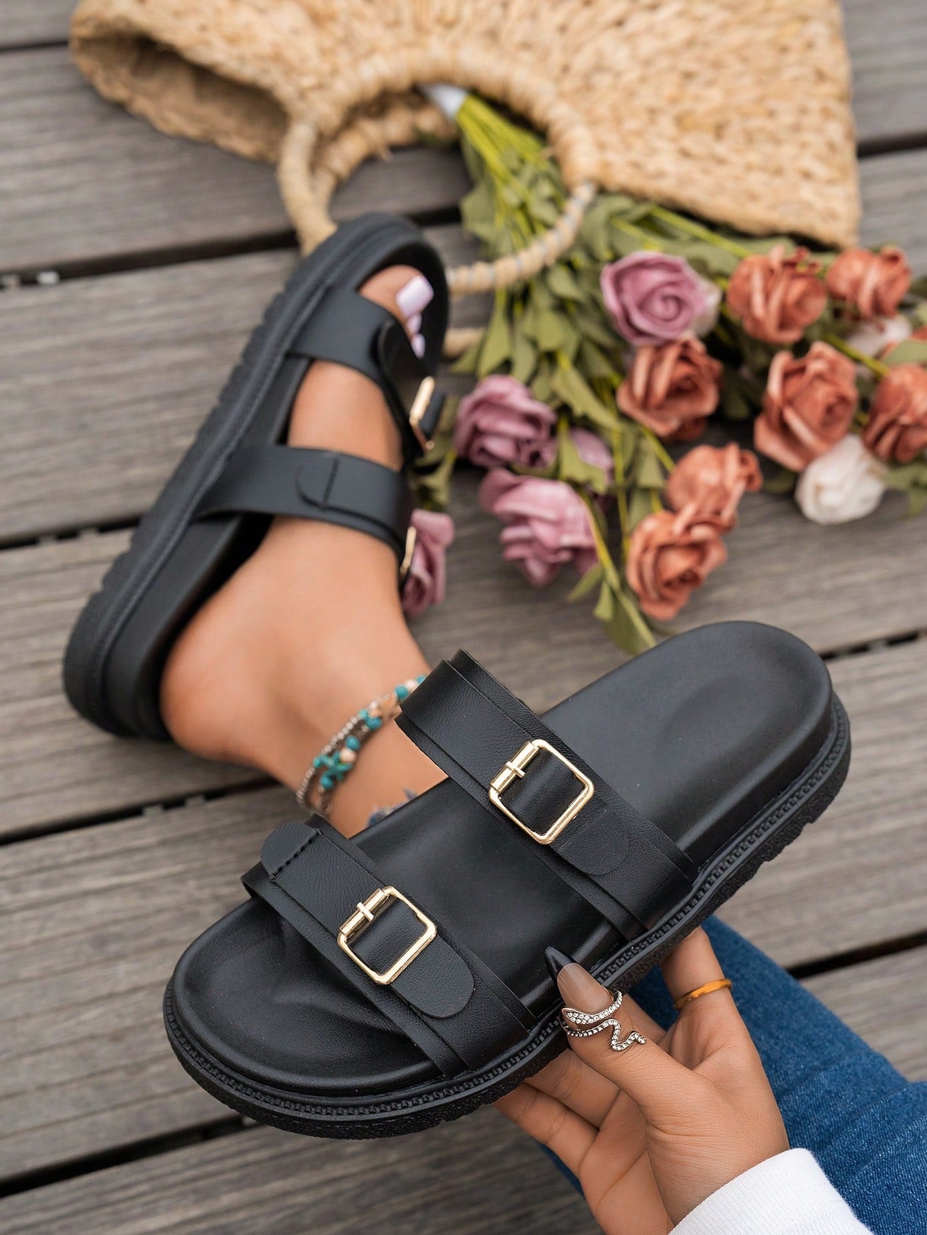 Sandalias planas casuales