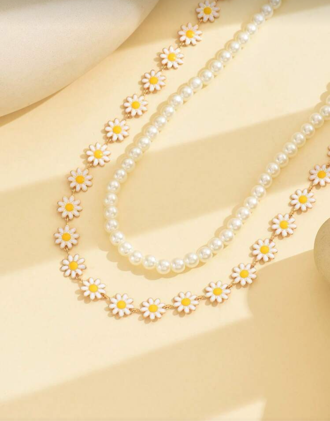 Set de 2 collares perlas y margaritas