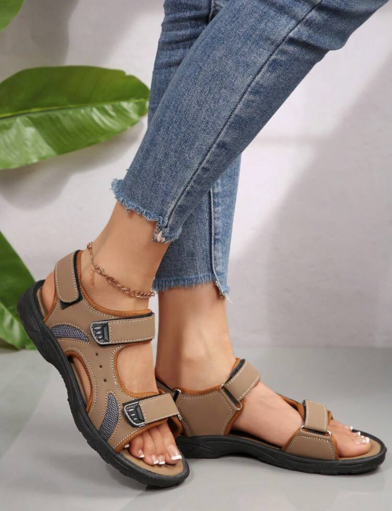 Sandalias casuales con cierre mágico