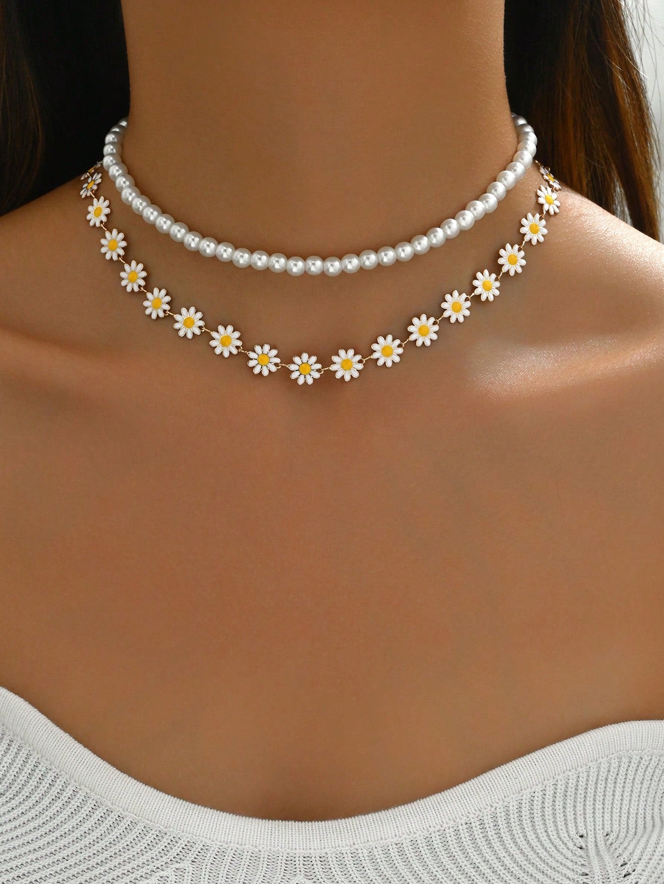 Set de 2 collares perlas y margaritas