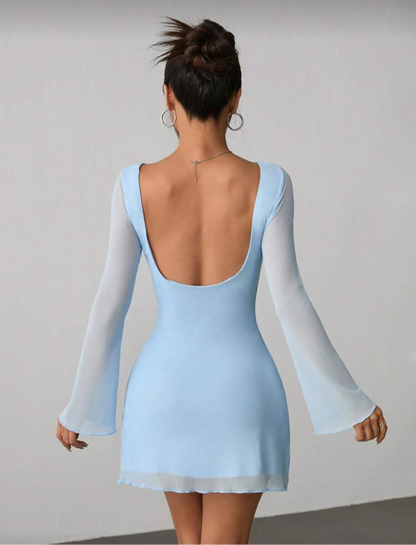 Vestido corto manga larga con escote