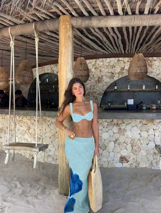 Bikini conjunto con falda