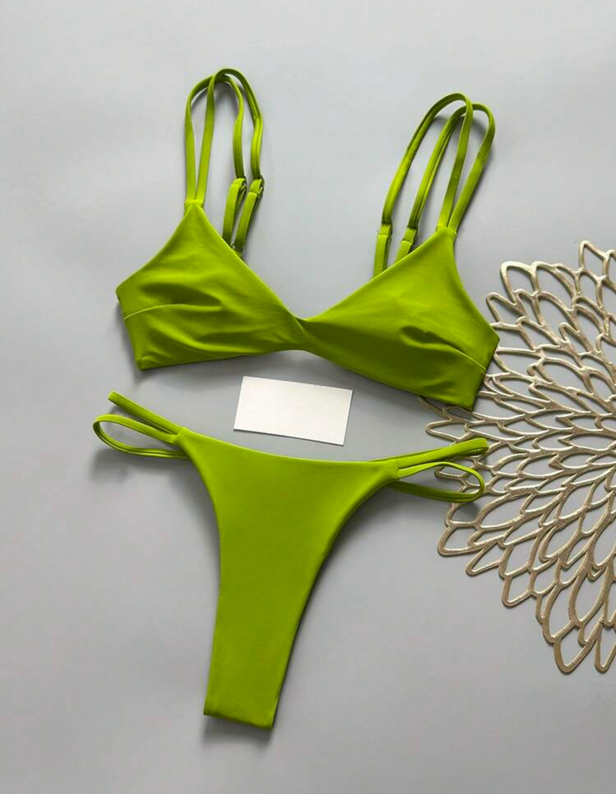 Bikini semi hilo