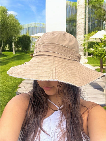 Sombrero rasgado