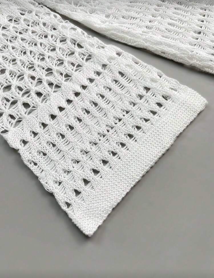 Vestido de malla con escote en la espalda