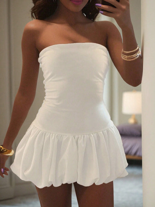 Vestido corto strapless