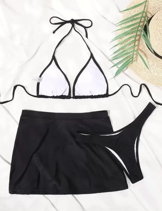 Conjunto bikini con falda