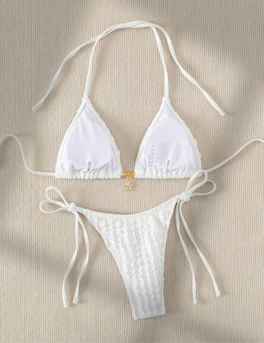 Bikini texturizado con dije de estrella