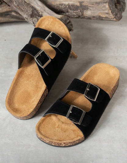 Sandalias planas con hebillas
