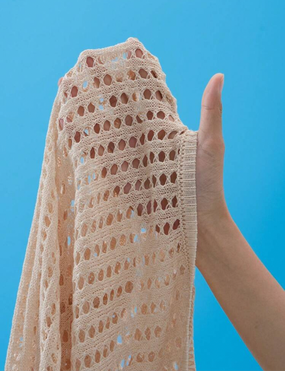Vestido de malla con tiras